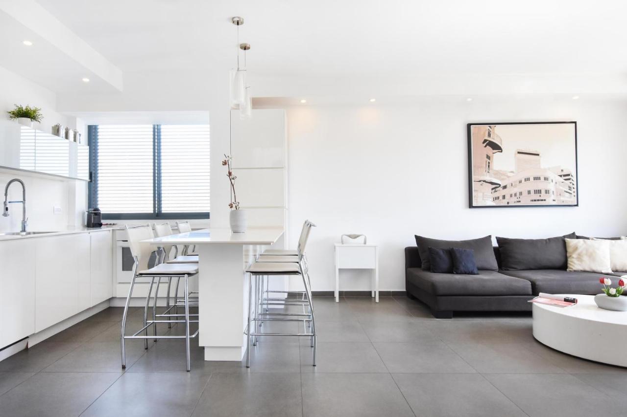 Spacious 2-Br In Shenkin Street By Holyguest เทลอาวีฟ ภายนอก รูปภาพ
